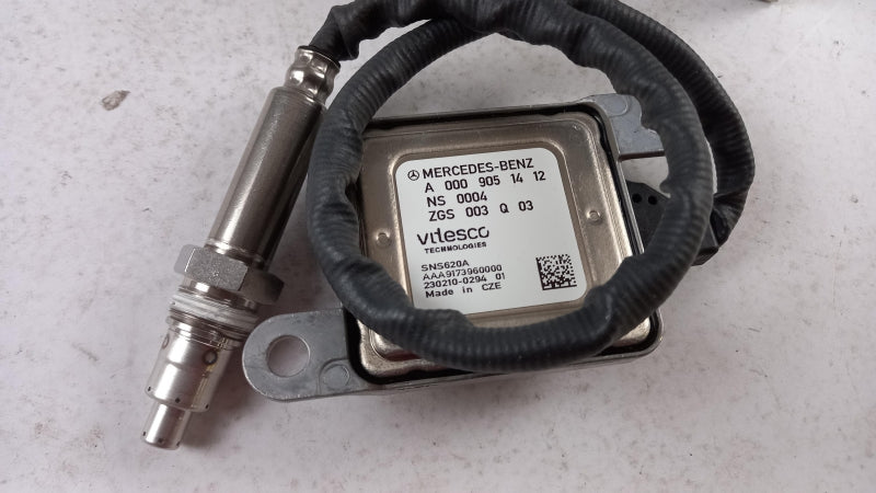 MERCEDES-BENZ Lambda Sensor A000905141287