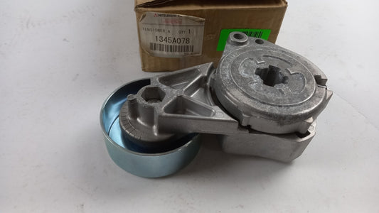 MITSUBISHI Belt Tensioner/Pulley 1345A078