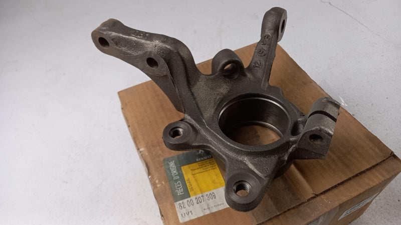 RENAULT Steering Knuckle 8200207309