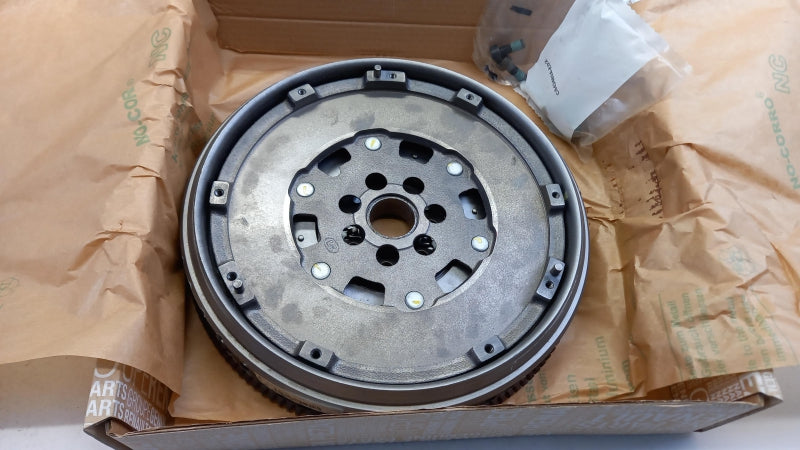 RENAULT Flywheel 123002685R