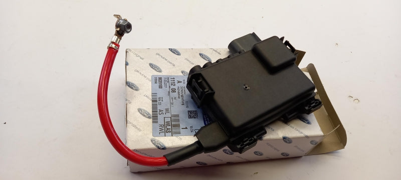 FORD Fuse Box 1112108