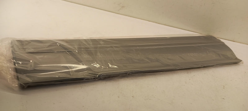 MITSUBISHI Trim/Protective Strip, Door MB773875