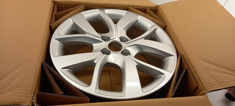 RENAULT Wheel Disc 403000864R