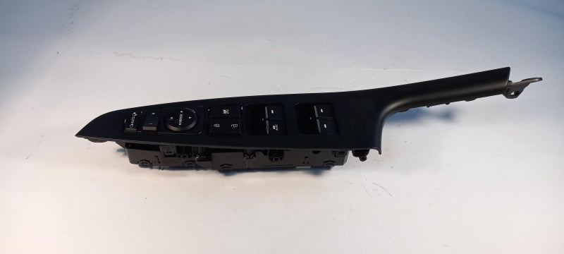 HYUNDAI/KIA Switch, Window Lift & Mirror Adjustment 93570D3000YRS