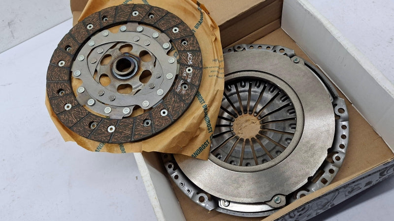 VAG Clutch Kit 04C141016H