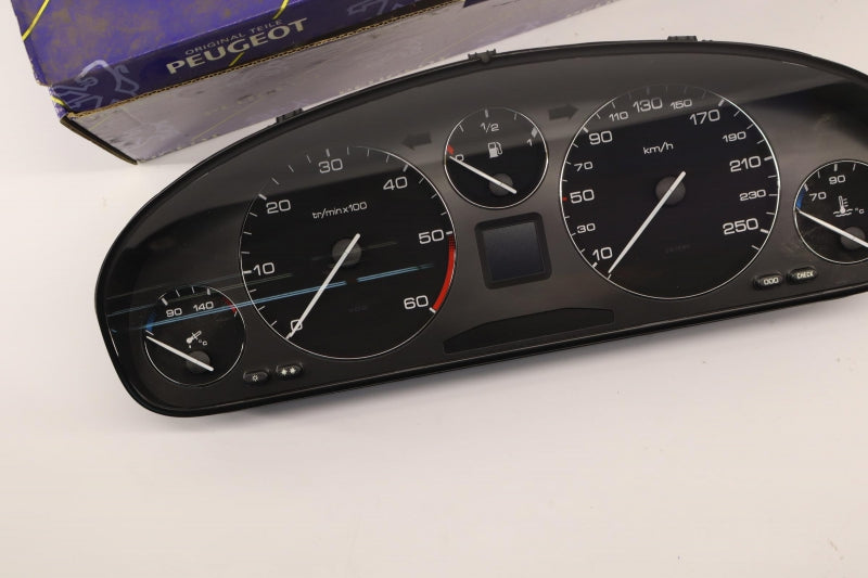 PEUGEOT/CITROEN Instrument Cluster 6104RX