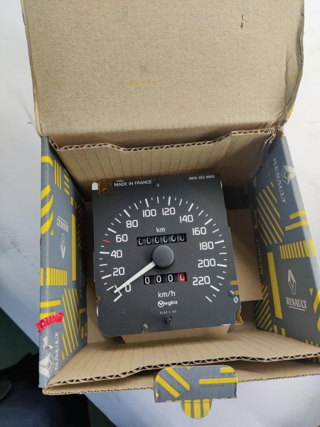 RENAULT Speedometer 7701036160