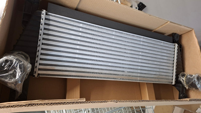 FORD Intercooler, Charger 2092285