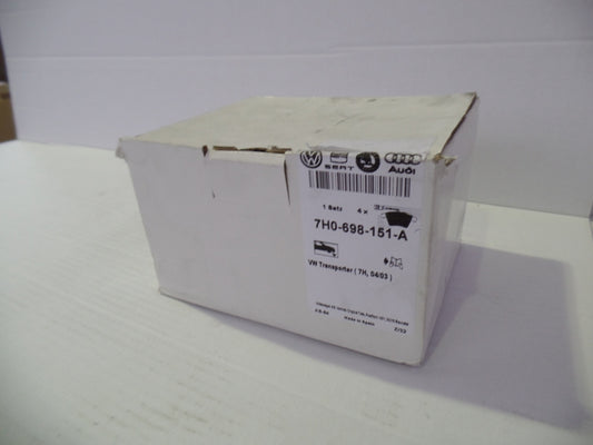 VAG Brake Pad Set 7H0698151A