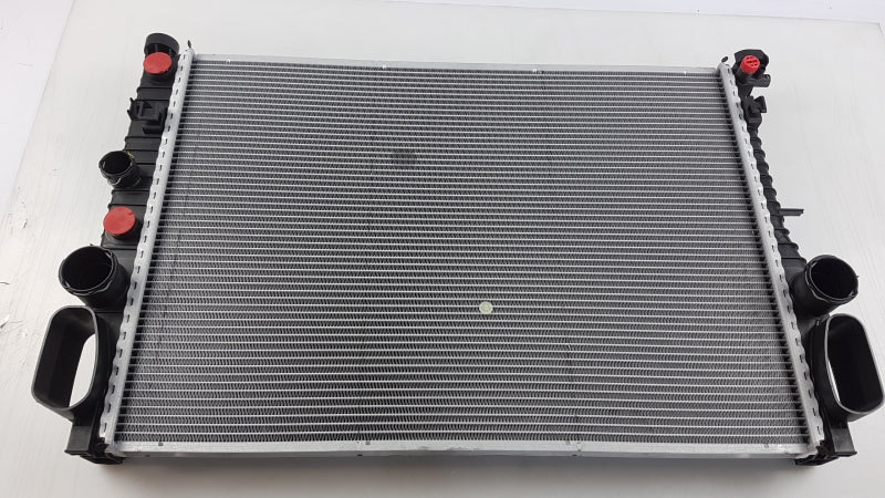 MERCEDES-BENZ Radiator, Engine Cooling A2115001302