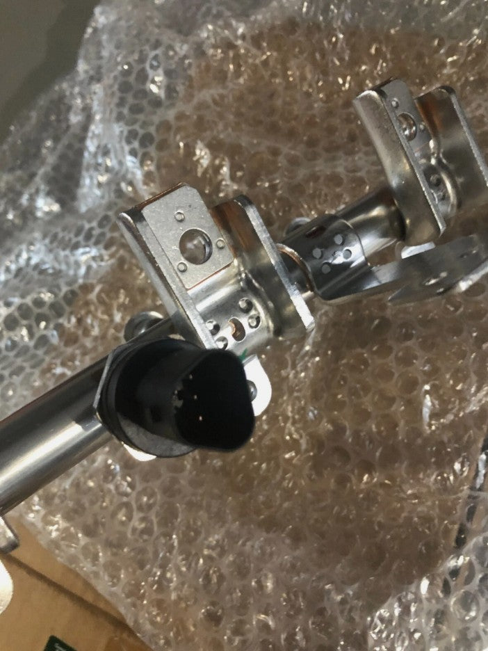 f8d9ab7e15197bebc447860fb61b8d6d